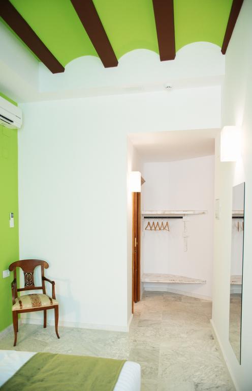 Ad Hoc Carmen Hotel Valencia Bagian luar foto