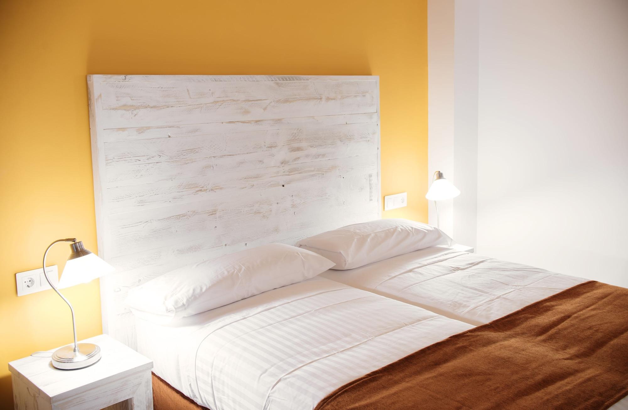 Ad Hoc Carmen Hotel Valencia Bagian luar foto